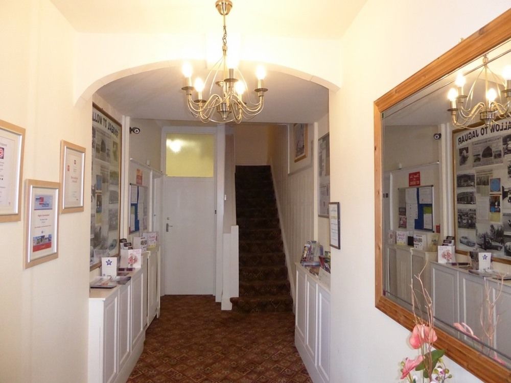 The Berwick - Over 40'S Only แบล็คพูล ภายนอก รูปภาพ